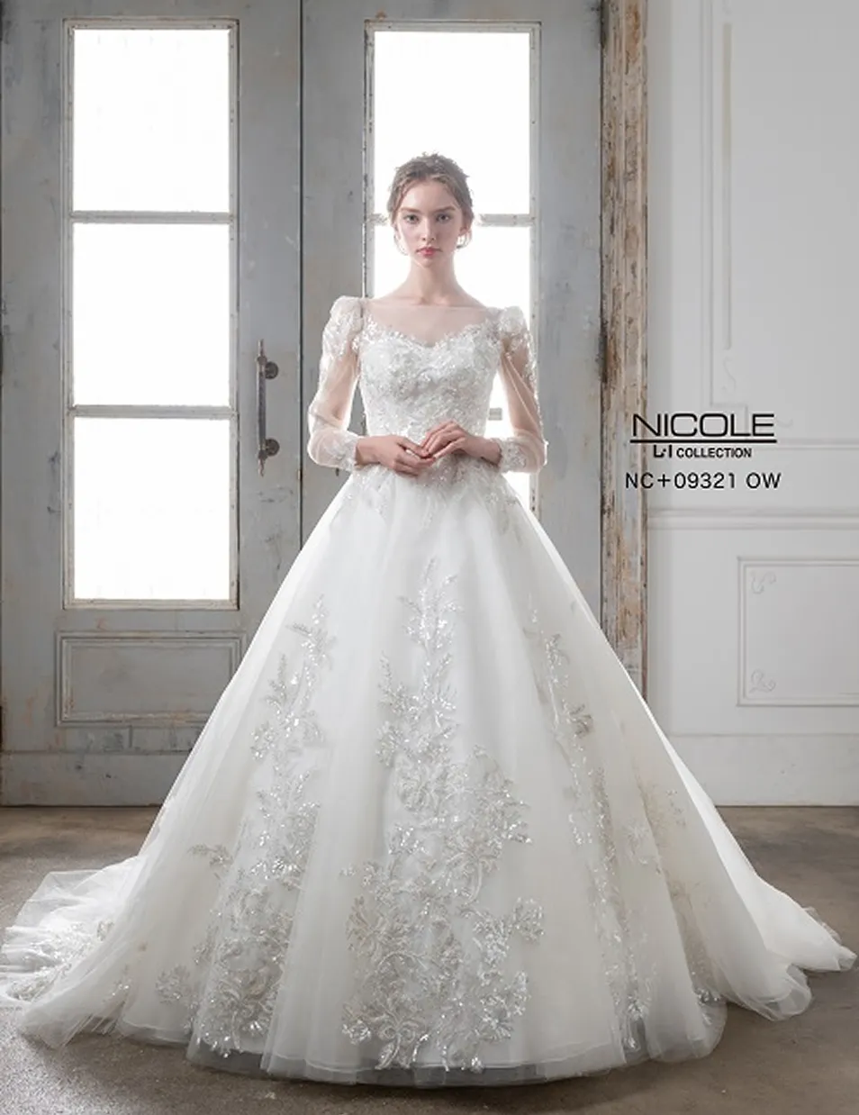 NICOLE wedding dress